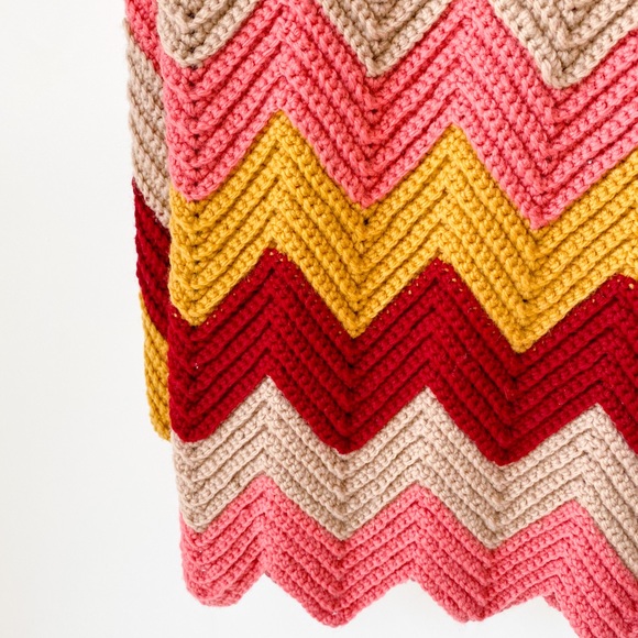 SOLD Vintage Granny Hand Crochet Chevron Blanket - Picture 3 of 6